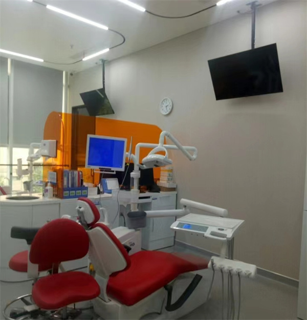 成都錦官兒童口腔醫(yī)院診室