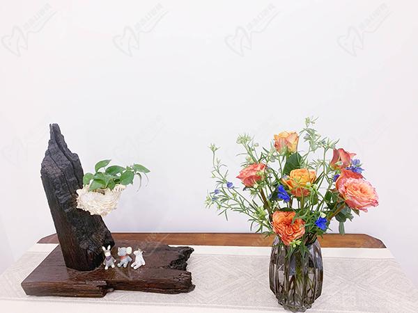 北京客萊美舍張冰潔怎么預(yù)約？張冰潔24小時在線聯(lián)系