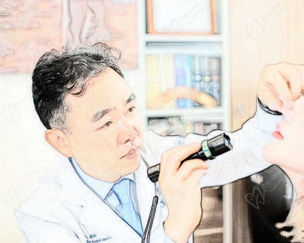 巫文云面診患者