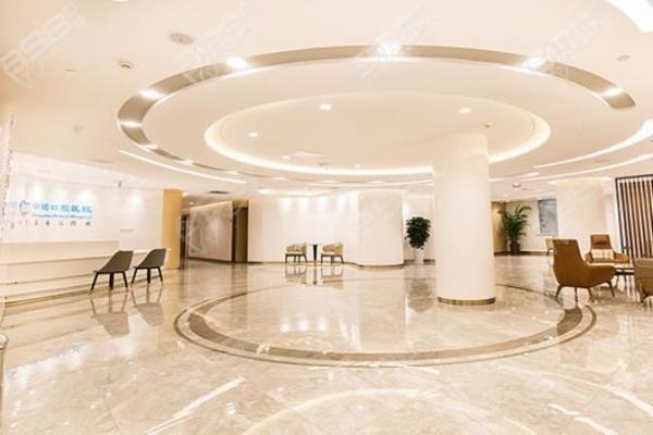 長沙中諾口腔醫(yī)院矯正牙齒價(jià)格2025新公布,3900元起附正畸科醫(yī)生名單