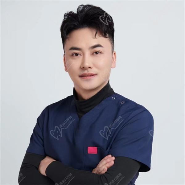 蔡躍波面部提升三件套價格2.8w起效果明顯，精致小V臉速成無痕很耐看